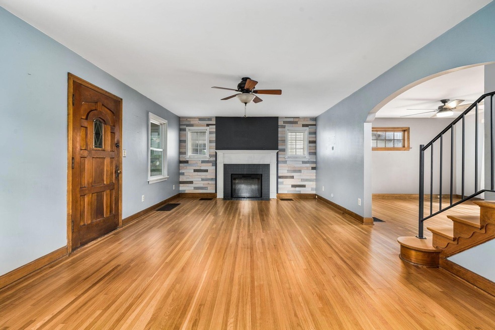 580 Salisbury Rd, Columbus, OH 43204 - photo 1