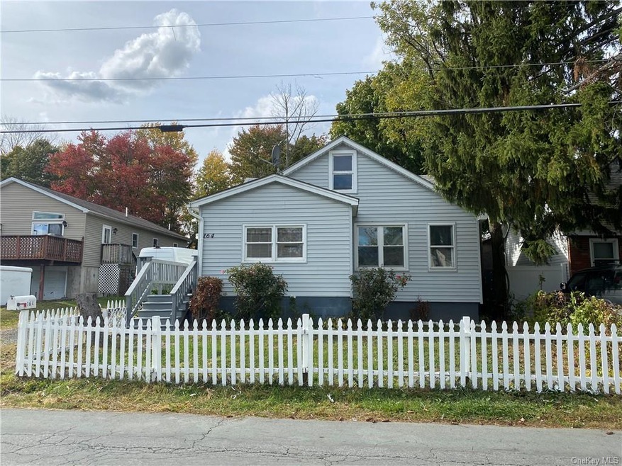 164 Excelsior Ave, Middletown, NY 10940 - photo 1