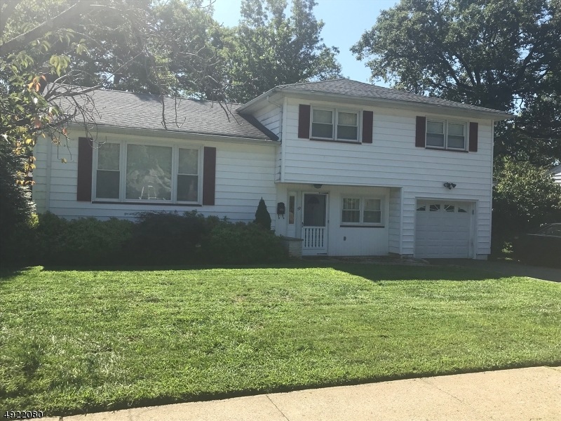 59 Crestmont Rd, West Orange, NJ 07052 - photo 1