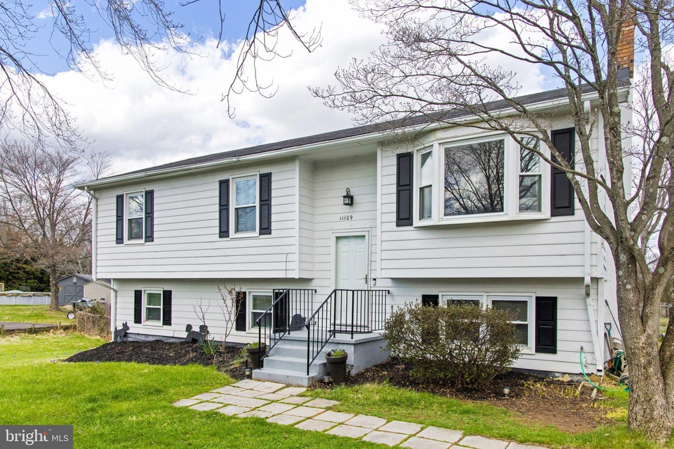 11109 Crest Ln, Bealeton, VA 22712 - photo 1