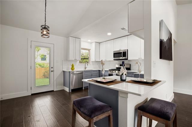 Large open eat in kitchen with direct access to ba