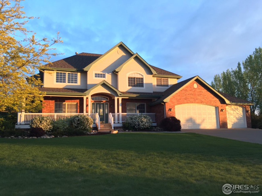 1 8269 Front Exterior (as the Sun Rises)
