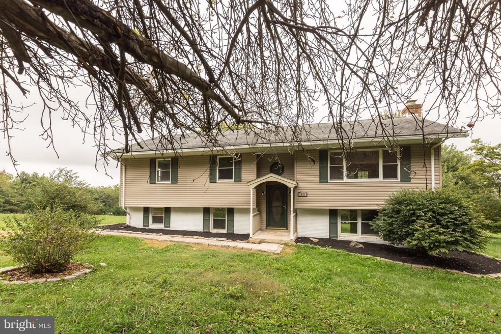 1921 E Deep Run Rd, Manchester, MD 21102 - photo 1