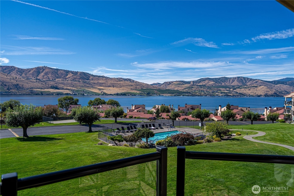 For Sale $838,000 • Co-Listing Agent