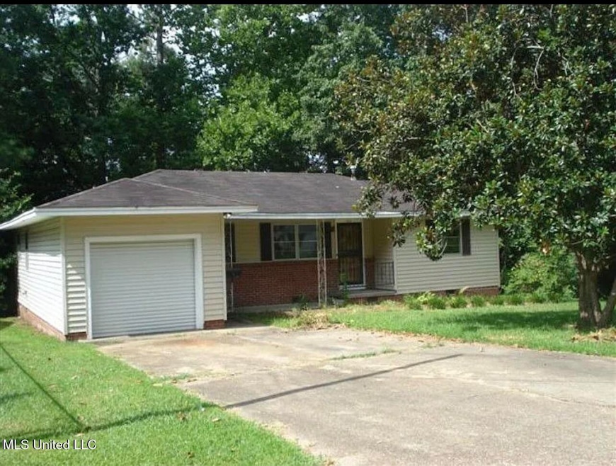 951 Reaves St, Jackson, MS 39204 - photo 1