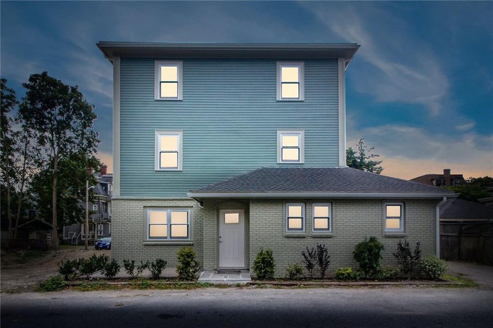 3 Fir St unit 2, Newport, RI 02840 - photo 1