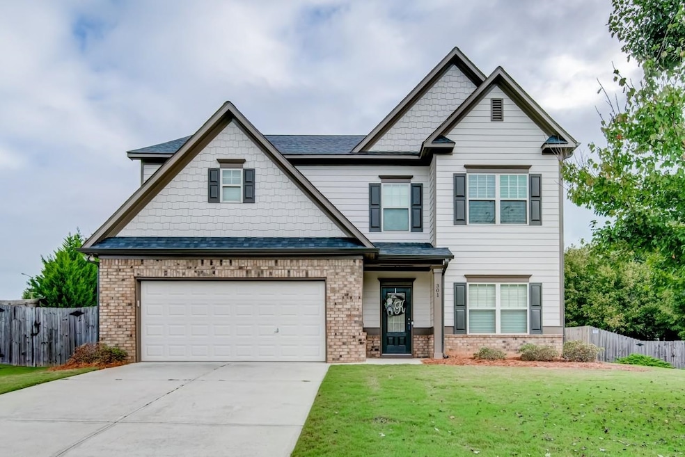 301 Cherokee Reserve Ct, Canton, GA 30115 - photo 1