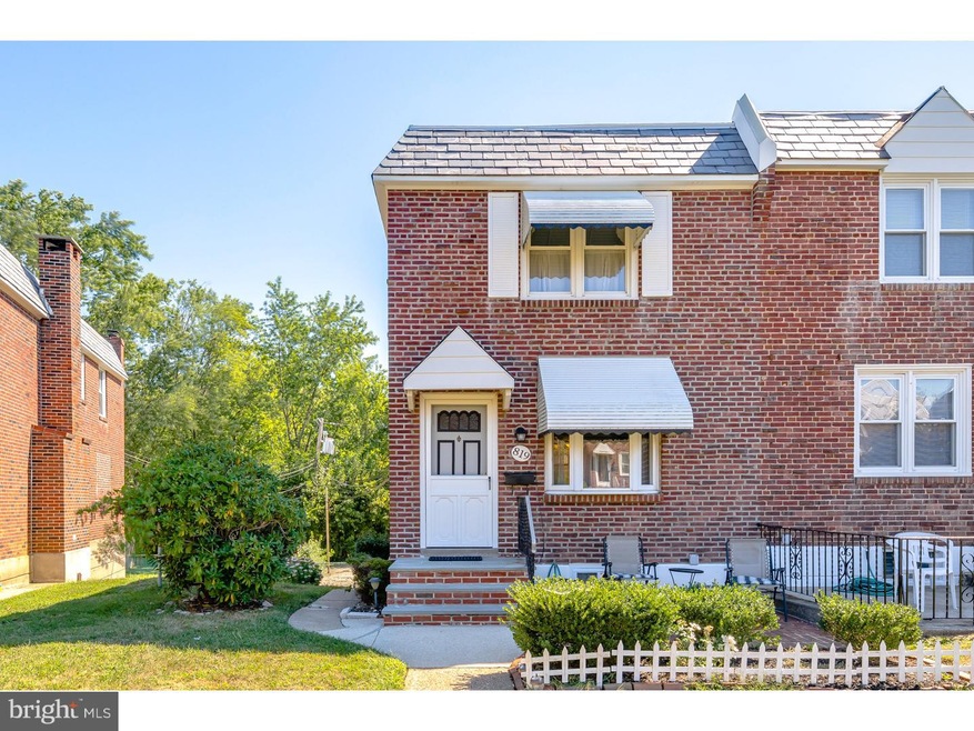 819 Crescent Dr, Glenolden, PA 19036 - photo 1