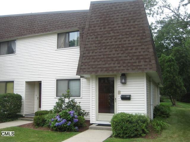 110 Hulls Hwy, Southport, CT 06890 - photo 1