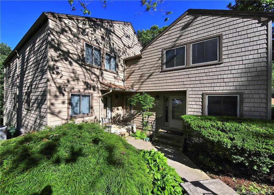 66 River Bend Rd unit B, Stratford, CT 06614 - photo 1