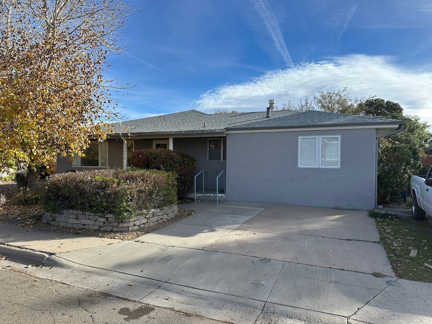 1335 Sage Loop, Los Alamos, NM 87544 - photo 1