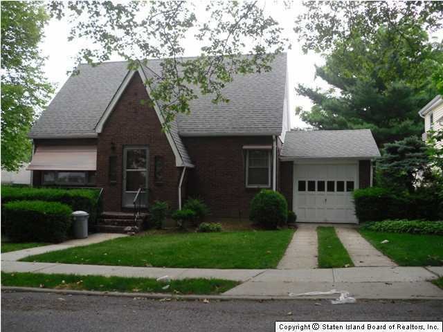 15 Labau Ave, Staten Island, NY 10301 - photo 1