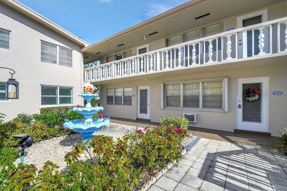 226 Andover I, West Palm Beach, FL 33417 - photo 1