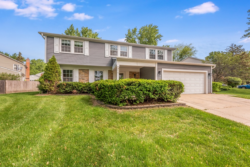 311 Ridgefield Ln, Naperville, IL 60565 - photo 1