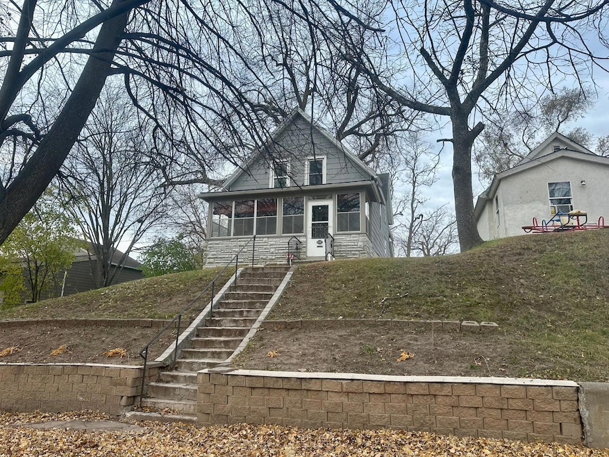 602 Ivy Ave E, Saint Paul, MN 55130 - photo 1