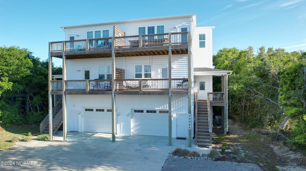 4906 Emerald Drive Unit East