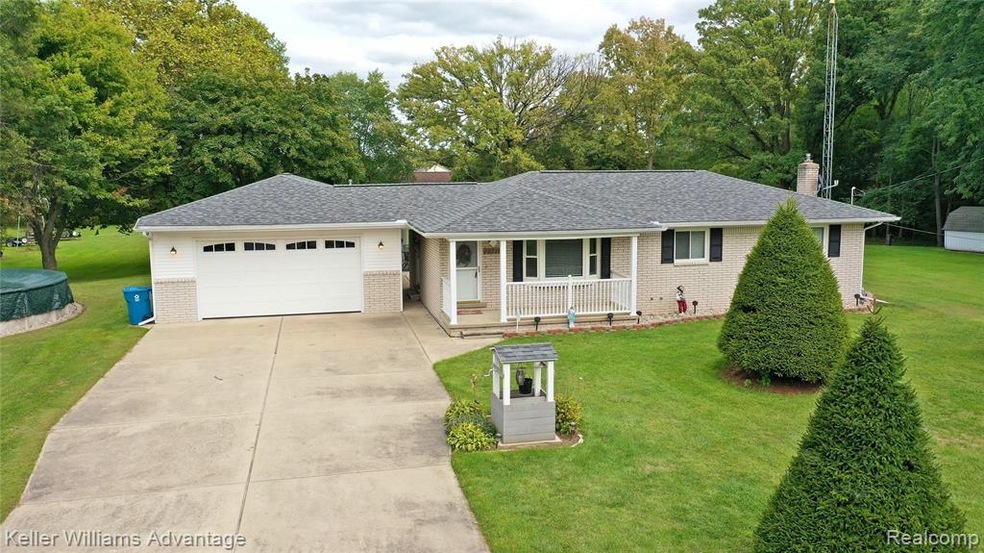 12212 Harris St, Carleton, MI 48117 - photo 1