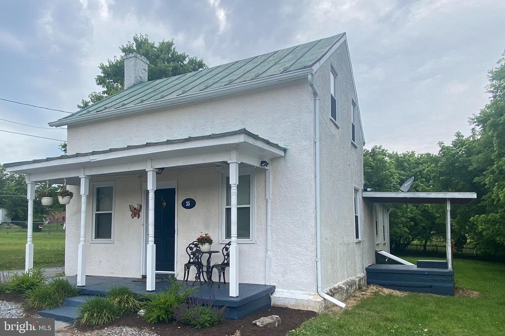 35 Rowles St, Harpers Ferry, WV 25425 - photo 1