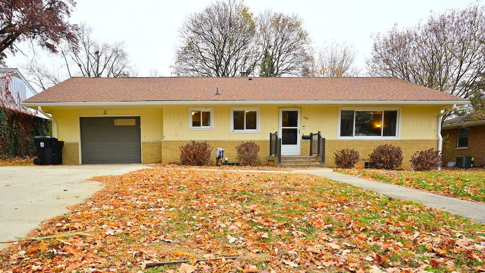 139 Eastview Dr, Normal, IL 61761 - photo 1