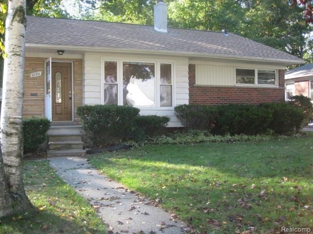 front hse oneida.JPG