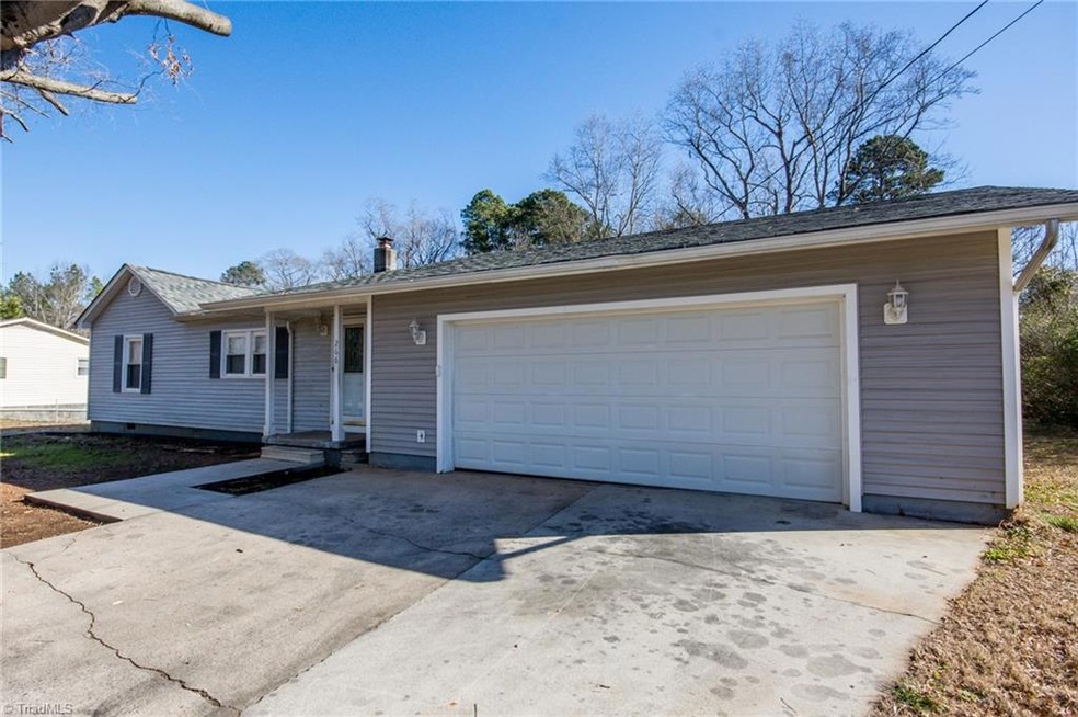 266 Skyuka Rd, Statesville, NC 28677 - photo 1