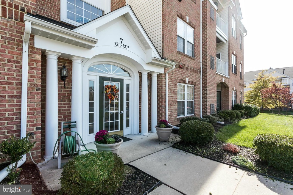 5225 Glenthorne Ct unit 5225, Baltimore, MD 21237 - photo 1