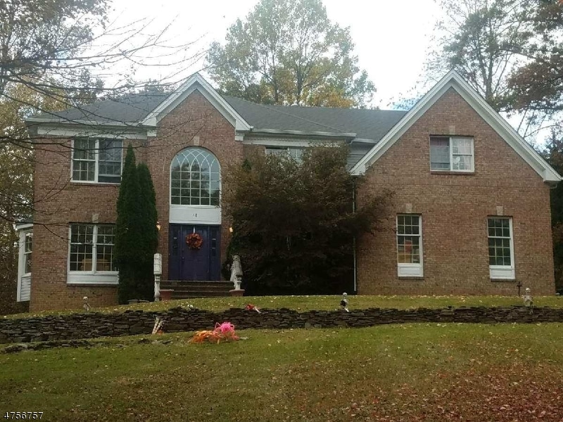 18 Warwick Rd, Flanders, NJ 07836 - photo 1