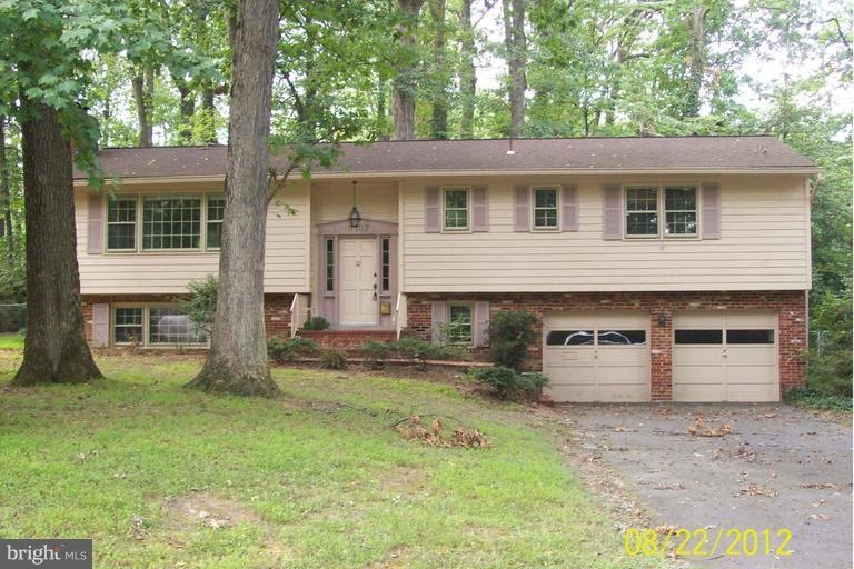 9107 Santayana Dr, Fairfax, VA 22031 - photo 1