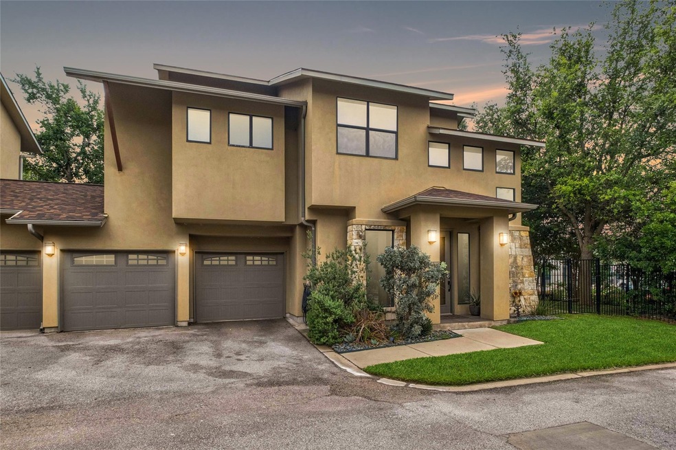 South Facing End Unit with 3 Car Garage
