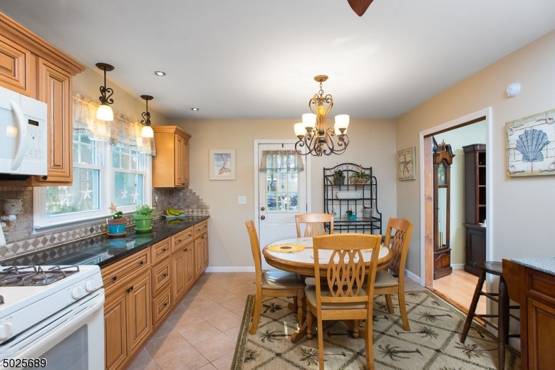 1400 Saint Nicholas Blvd unit 4, Plainfield, NJ 07062 - photo 1