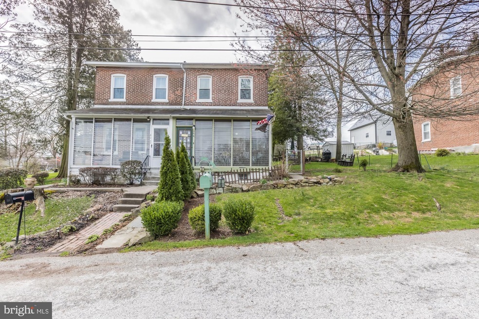 806 Latshaw Rd, Spring City, PA 19475 - photo 1