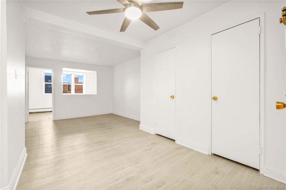 34-20 Parsons Blvd unit 4, Flushing, NY 11354 - photo 1