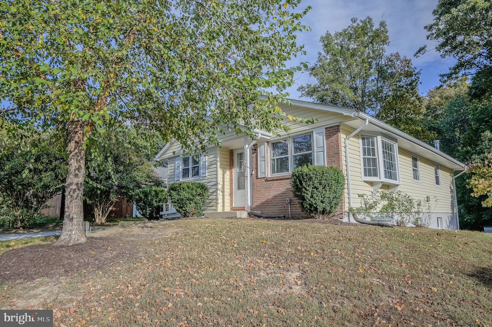 2893 Chalet Ct, Woodbridge, VA 22192 - photo 1