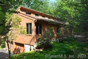 490 Peddlers Rd, Guilford, CT 06437 - photo 1