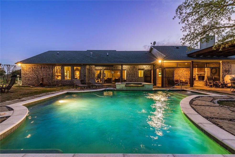 22074 Shady Grove Ct, Whitney, TX 76692 - photo 1