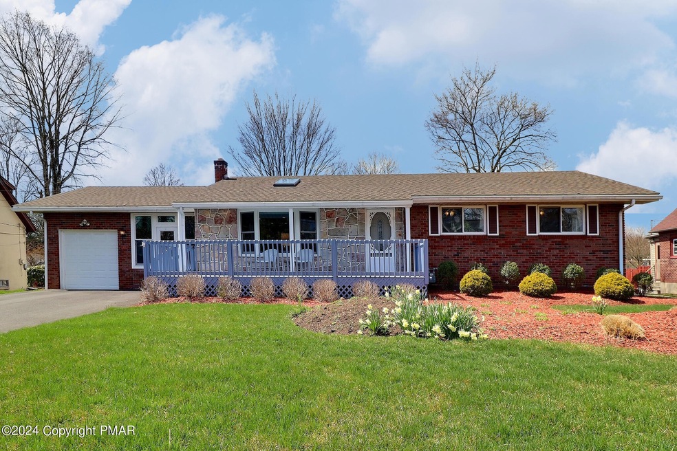 1613 N 5th St, Stroudsburg, PA 18360 - photo 1