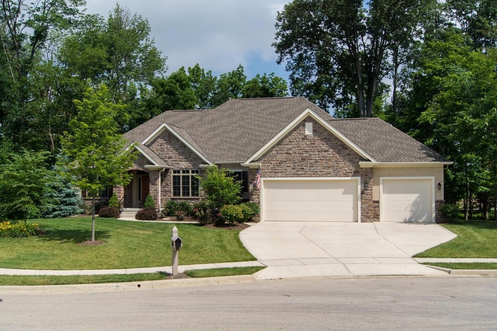 9920 Elsinore Ct, Plain City, OH 43064 - photo 1