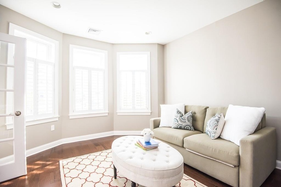 104 Hms Stayner Dr unit 104, Hingham, MA 02043 - photo 1