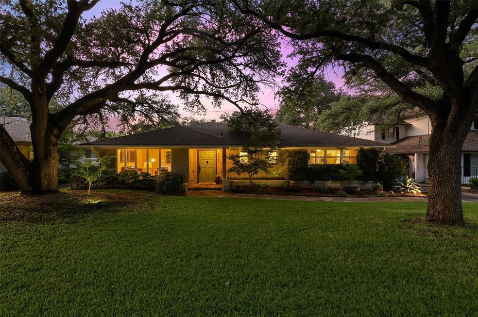 6423 Lange Cir, Dallas, TX 75214 - photo 1