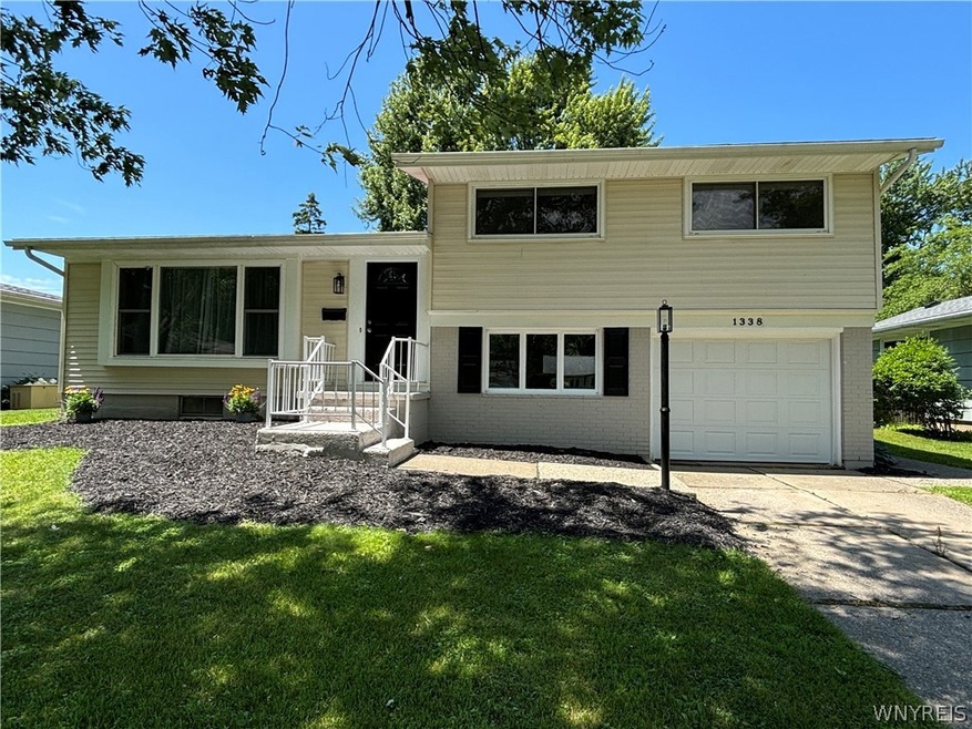 1338 Fairfax Ave, North Tonawanda, NY 14120 - photo 1