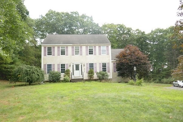 12 Rhonda Rheault Dr, Oxford, MA 01540 - photo 1