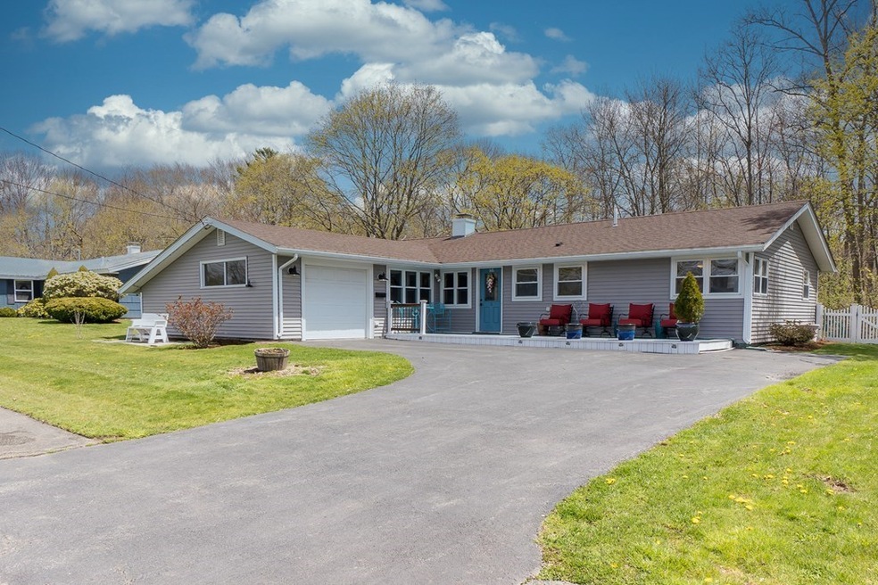 5 Sycamore St, Danvers, MA 01923 - photo 1