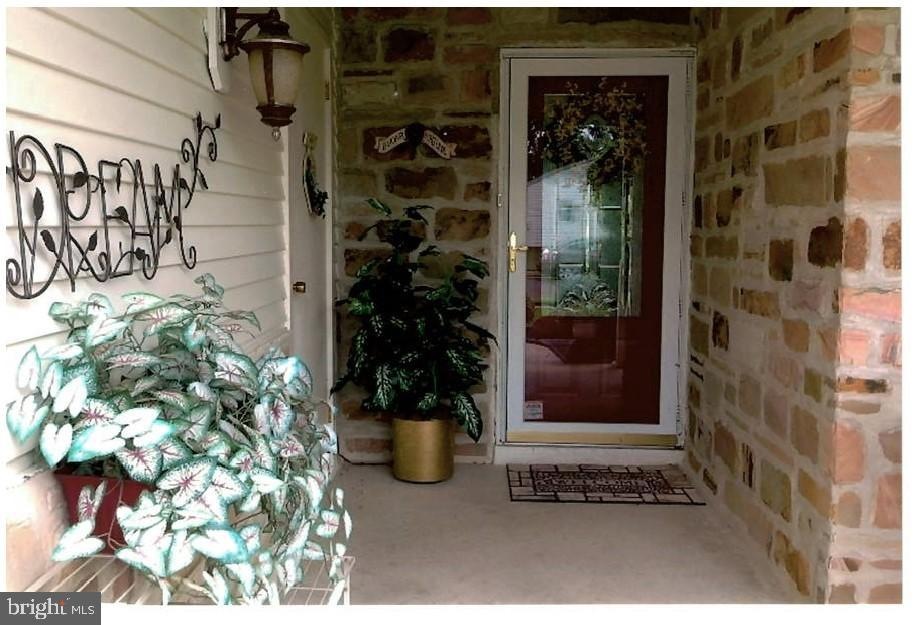 12 Thornbury Place, Southampton, NJ 08088 - photo 1