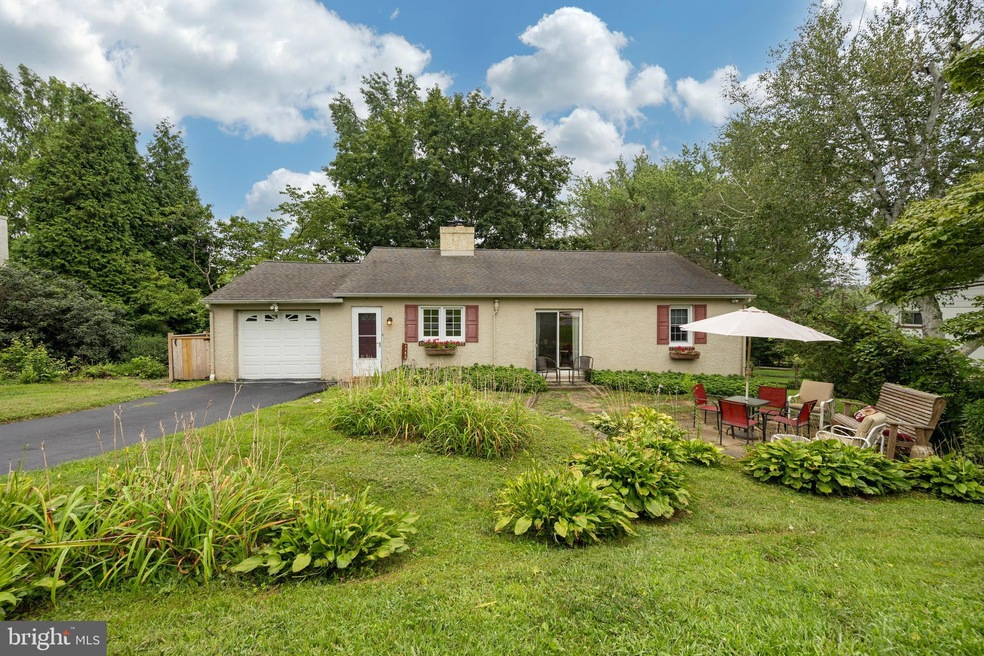 1752 Lenni Dr, West Chester, PA 19382 - photo 1