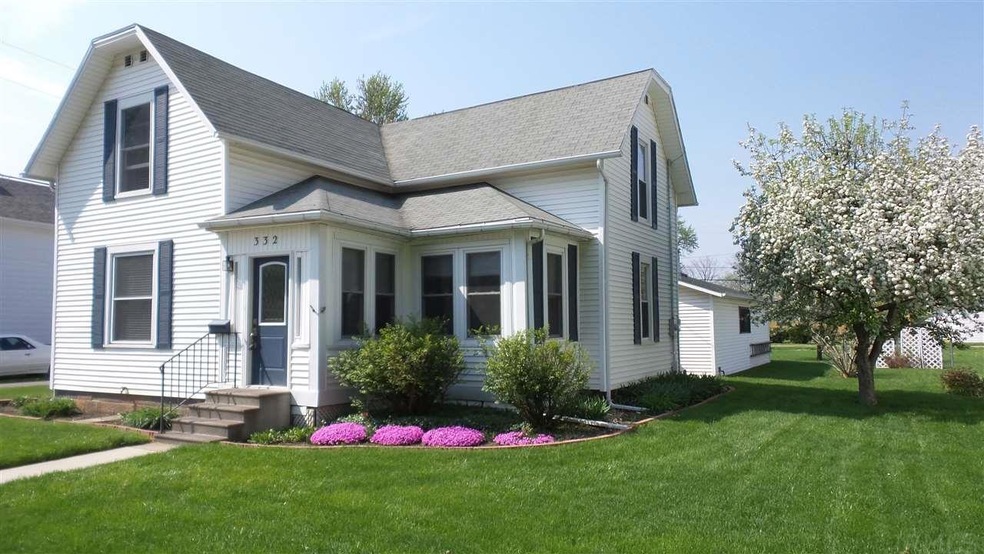 332 W 4th St, Auburn, IN 46706 - photo 1