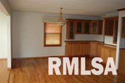 2826 Hillcrest Ave, Bettendorf, IA 52722 - photo 1