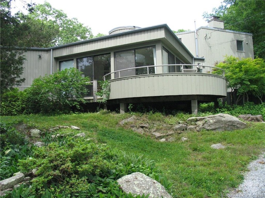 Welcome Home. Lovely fully furnished annual rental