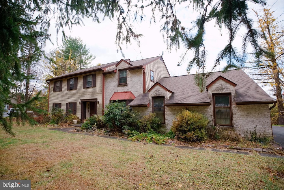 2713 Center St, Bethlehem, PA 18017 - photo 1