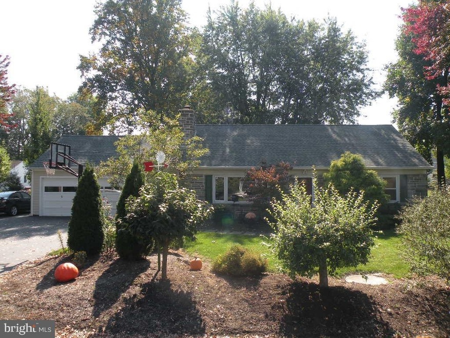 84 Rose Ave, Leola, PA 17540 - photo 1