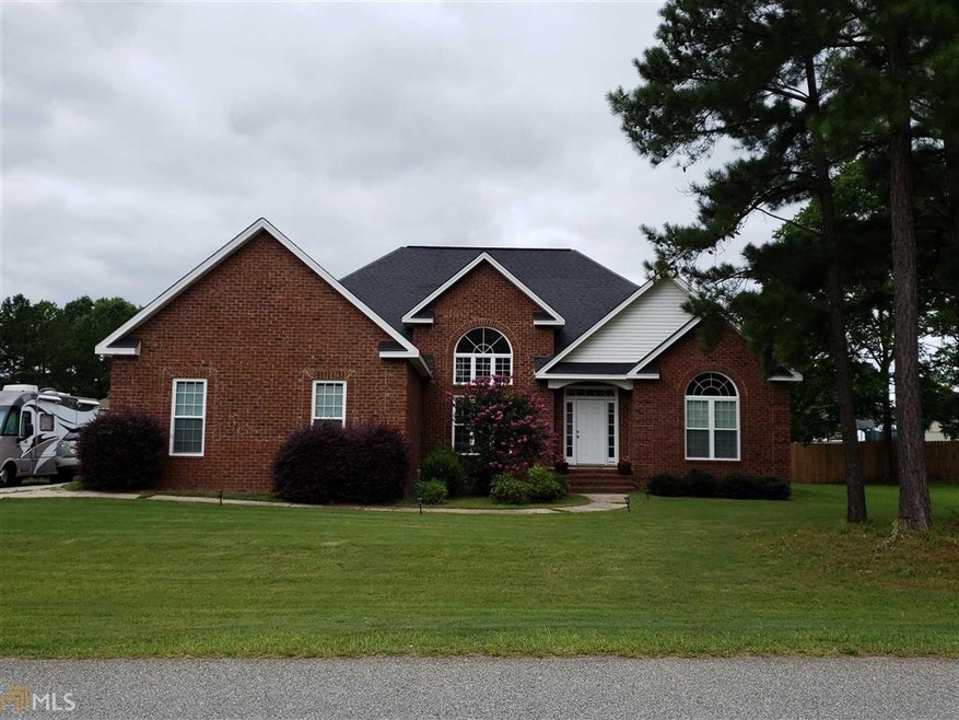 121 J Dr S, Macon, GA 31216 - photo 1